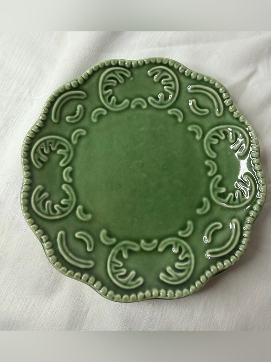 Other - California Pantry Green Sage Sculpted Ceramic Scalloped Appetizer Plate (6")